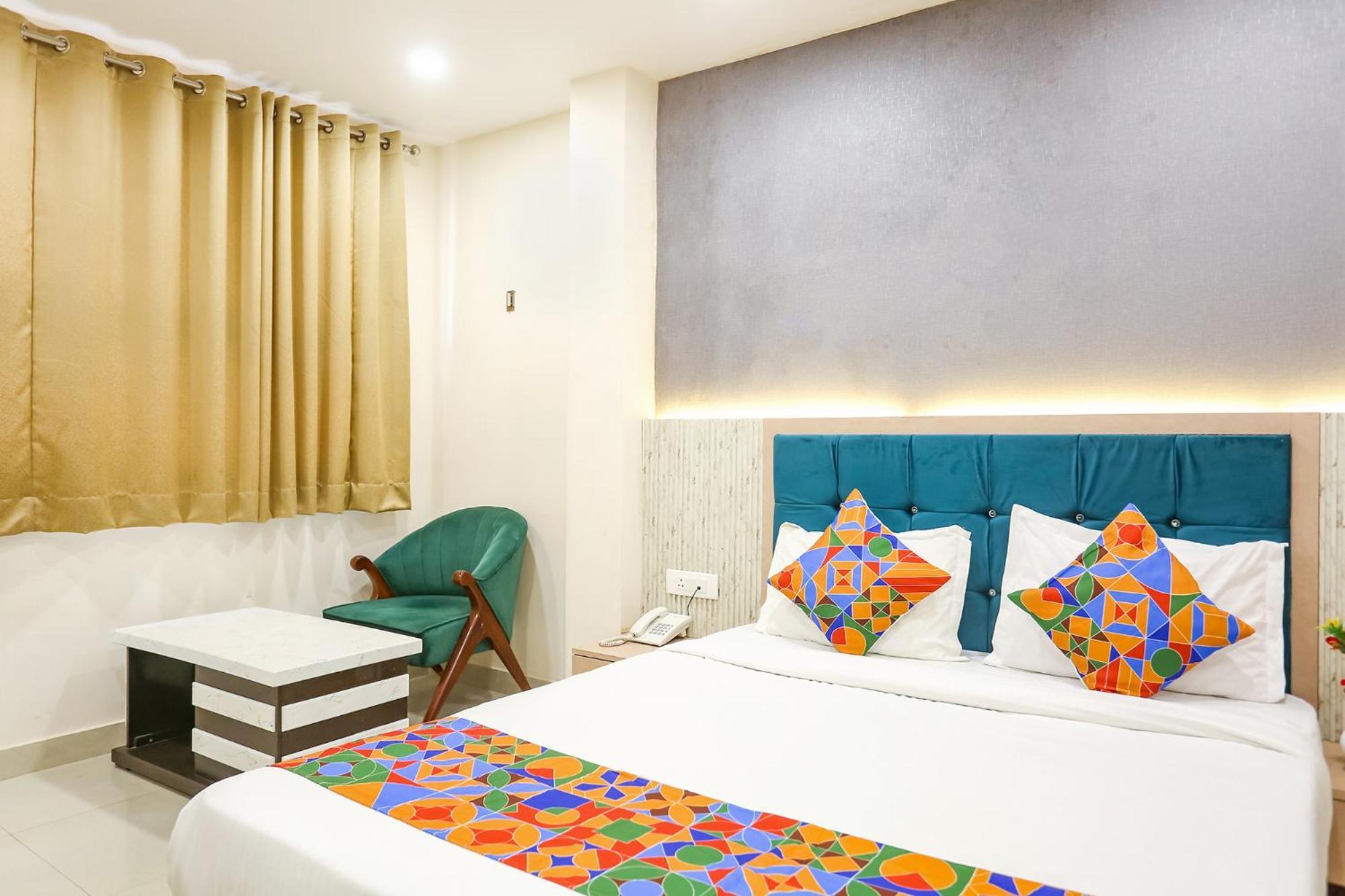 Fabhotel Hari Kunj 900 M From Kashi Vishwanath Temple Waranasi Zewnętrze zdjęcie
